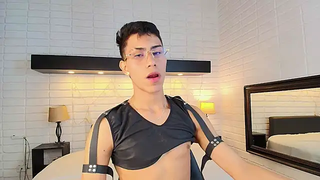 AlanNaughty online show from 7, 1, 2025