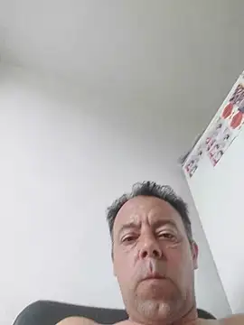 Snapshot of david_geam chatting on 1, 8, 2026 david geam online show from 1, 8, 2026