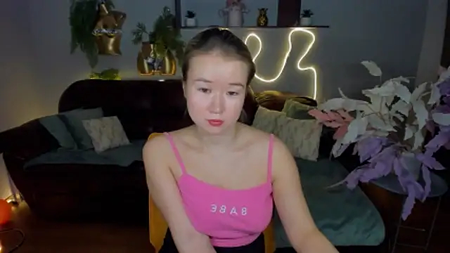 Snapshot of PollyOcean chatting on 26, 11, 2025 PollyOcean online show from 26, 11, 2025