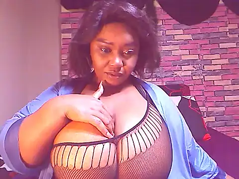 Snapshot of BustySavita chatting on 7, 1, 2025 BustySavita online show from 7, 1, 2025