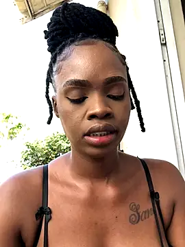 LuciousLips96 online show from 9, 10, 2025