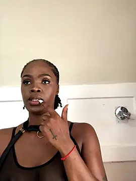 LuciousLips96 online show from 8, 1, 2026