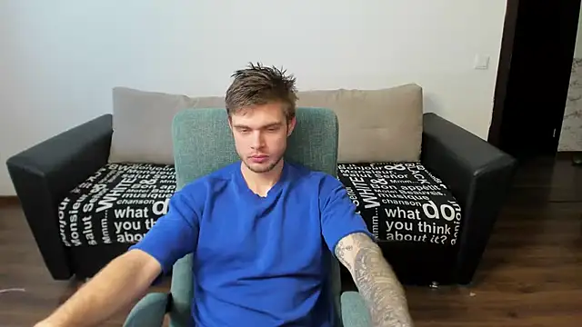 Snapshot of maks_wolfis chatting on 6, 1, 2025 maks wolfis online show from 6, 1, 2025