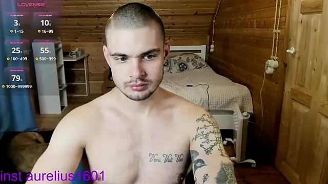 maks wolfis online show from 17, 10, 2025