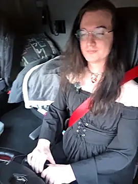 HotysimeHot1 online show from 4, 2, 2026