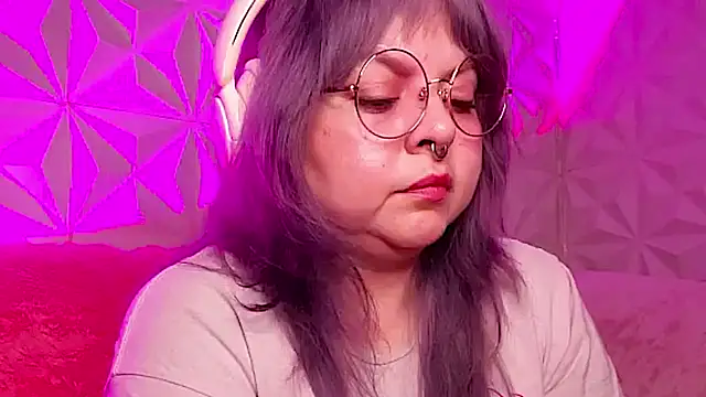 Satyn doll online show from 23, 10, 2025