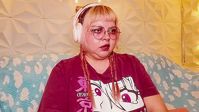 Snapshot of Satyn_doll chatting on 15, 5, 2026 Satyn doll online show from 15, 5, 2026