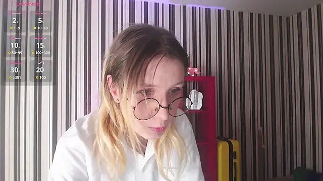 Snapshot of _Hanna_Moon_ chatting on 11, 12, 2024 Hanna Moon online show from 11, 12, 2024