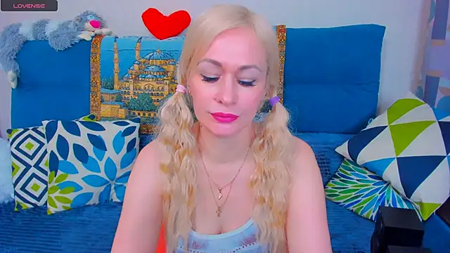 EllenMoore online show from 18, 1, 2025