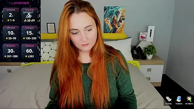 Snapshot of BabeLessi chatting on 8, 2, 2025 BabeLessi online show from 8, 2, 2025