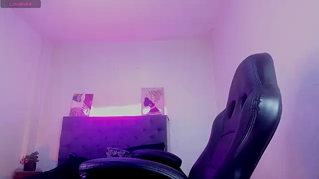 Ellie Alves online show from 22, 11, 2025