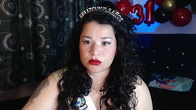 Snapshot of ANGELIQUE_KLANE chatting on 29, 5, 2026 ANGELIQUE KLANE online show from 29, 5, 2026