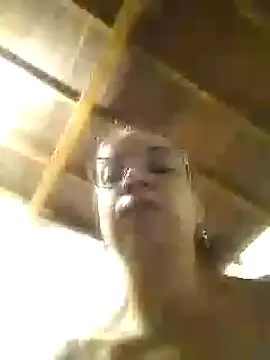 Snapshot of mari657 chatting on 24, 2, 2025 mari657 online show from 24, 2, 2025