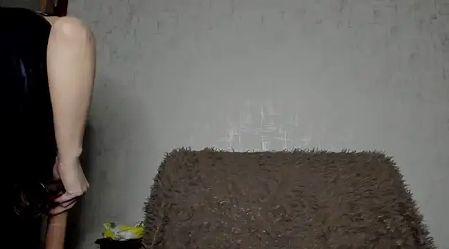 MissGulia online show from 12, 2, 2025