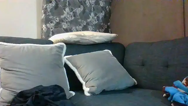 Snapshot of vikki432 chatting on 11, 7, 2026 vikki432 online show from 11, 7, 2026