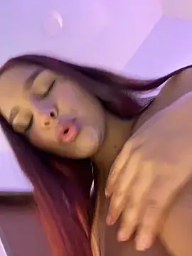 Fancyxlove online show from 24, 12, 2024