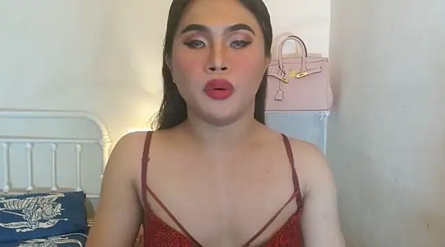 Snapshot of JustineBIGCUM chatting on 8, 3, 2025 JustineBIGCUM online show from 8, 3, 2025