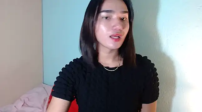 Snapshot of CasandraDiaz chatting on 2, 1, 2025 CasandraDiaz online show from 2, 1, 2025