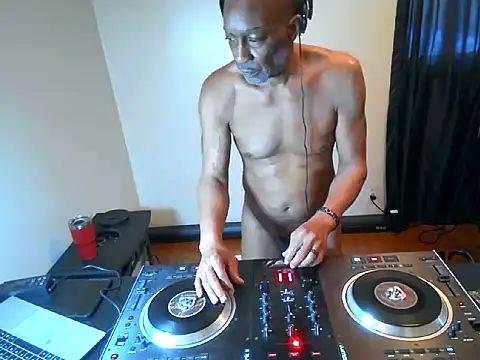 Snapshot of longdick4you8686 chatting on 27, 1, 2025 longdick4you8686 online show from 27, 1, 2025
