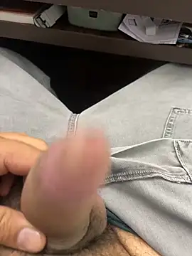 Snapshot of kavilv69fuck chatting on 2, 1, 2025 kavilv69fuck online show from 2, 1, 2025