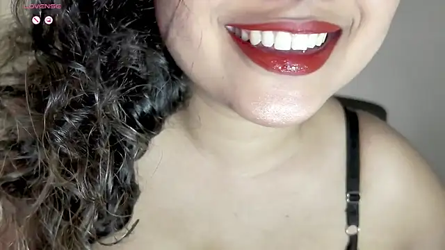 Snapshot of _neesha_414_ chatting on 22, 5, 2026 neesha 414 online show from 22, 5, 2026