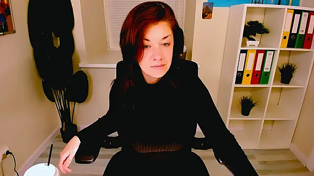 AnaMills online show from 10, 11, 2025