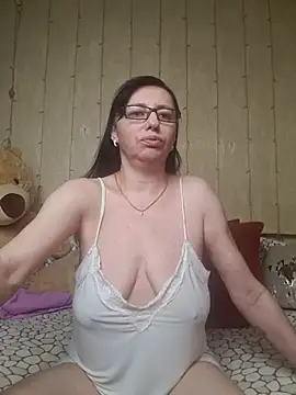 Snapshot of Amberhotqueen chatting on 28, 2, 2025 Amberhotqueen online show from 28, 2, 2025