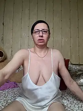 Snapshot of Amberhotqueen chatting on 15, 3, 2025 Amberhotqueen online show from 15, 3, 2025