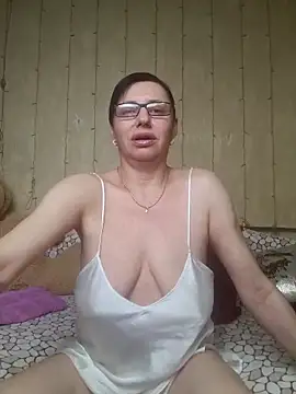 Snapshot of Amberhotqueen chatting on 15, 3, 2025 Amberhotqueen online show from 15, 3, 2025