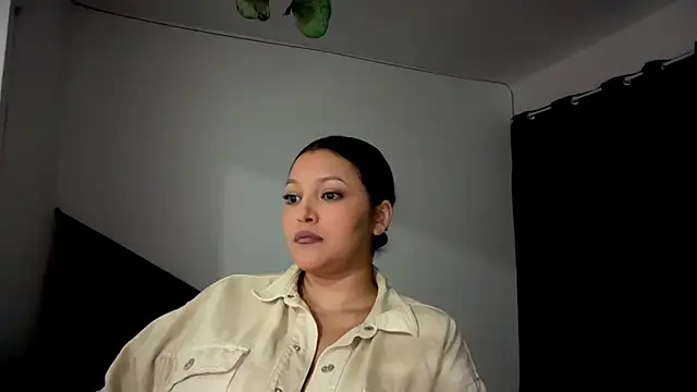Snapshot of MarcellaGriffin chatting on 25, 10, 2025 MarcellaGriffin online show from 25, 10, 2025