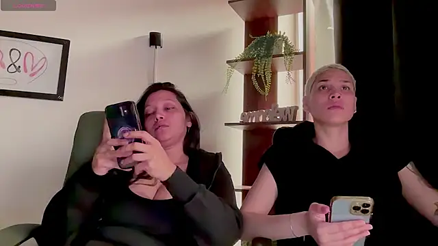 Snapshot of MarcellaGriffin chatting on 27, 5, 2026 MarcellaGriffin online show from 27, 5, 2026