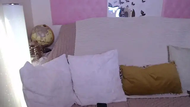 -carla- online show from 23, 10, 2025