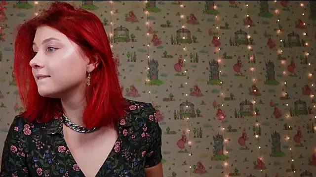 Snapshot of SmokyRose chatting on 17, 9, 2025 SmokyRose online show from 17, 9, 2025