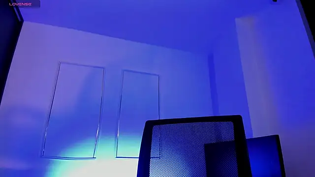 MeganWhite3 online show from 26, 6, 2026