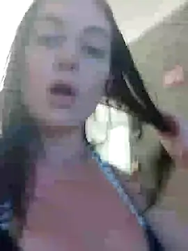 Snapshot of LilliThelo chatting on 3, 12, 2024 LilliThelo online show from 3, 12, 2024