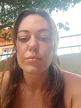 Snapshot of LilliThelo chatting on 23, 2, 2025 LilliThelo online show from 23, 2, 2025