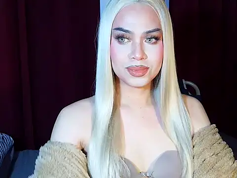 Snapshot of MistressLuna1 chatting on 25, 2, 2026 MistressLuna1 online show from 25, 2, 2026