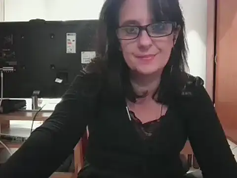 ClaudyGeryn online show from 13, 12, 2024