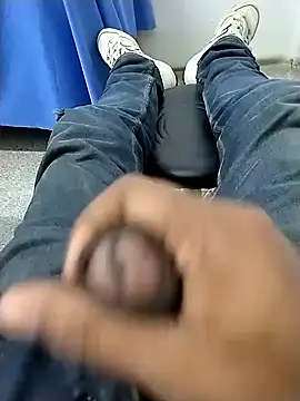 Snapshot of Theplesure007 chatting on 18, 2, 2025 Theplesure007 online show from 18, 2, 2025