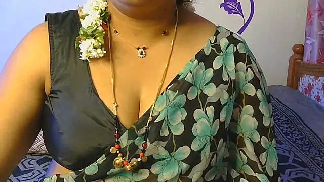 Snapshot of Love_4Sex chatting on 10, 7, 2026 Love 4Sex online show from 10, 7, 2026