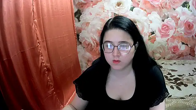 Snapshot of OverseerX chatting on 10, 12, 2024 OverseerX online show from 10, 12, 2024