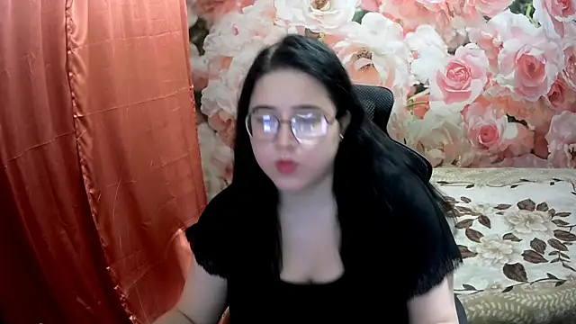 Snapshot of OverseerX chatting on 18, 12, 2024 OverseerX online show from 18, 12, 2024