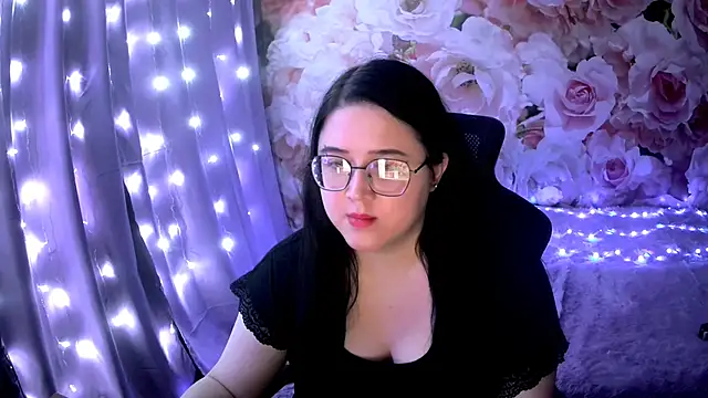 Snapshot of OverseerX chatting on 28, 12, 2024 OverseerX online show from 28, 12, 2024