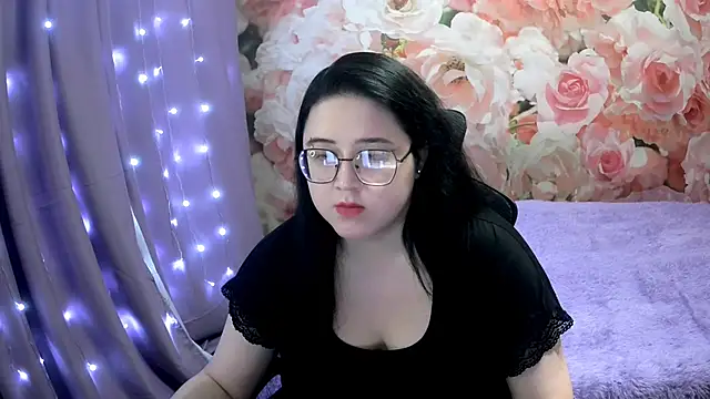 Snapshot of OverseerX chatting on 12, 1, 2025 OverseerX online show from 12, 1, 2025