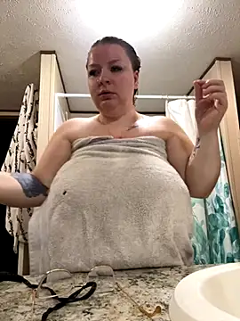 Snapshot of Blondiee_x chatting on 18, 9, 2025 Blondiee x online show from 18, 9, 2025