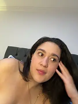 Snapshot of Nina_lovi chatting on 5, 2, 2025 Nina lovi online show from 5, 2, 2025