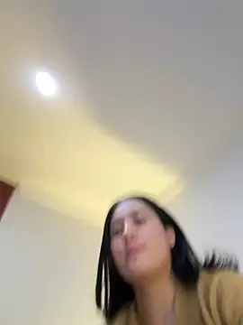 Snapshot of Nina_lovi chatting on 2, 3, 2025 Nina lovi online show from 2, 3, 2025