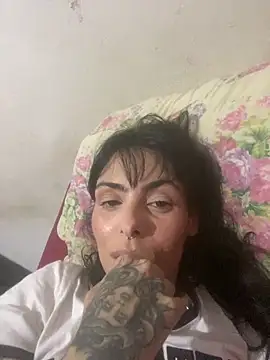 Sarah-safada online show from 20, 2, 2026