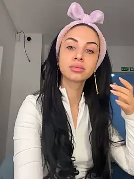 Snapshot of MeganHopeX chatting on 12, 12, 2024 MeganHopeX online show from 12, 12, 2024