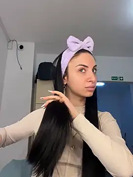 Snapshot of MeganHopeX chatting on 8, 1, 2025 MeganHopeX online show from 8, 1, 2025